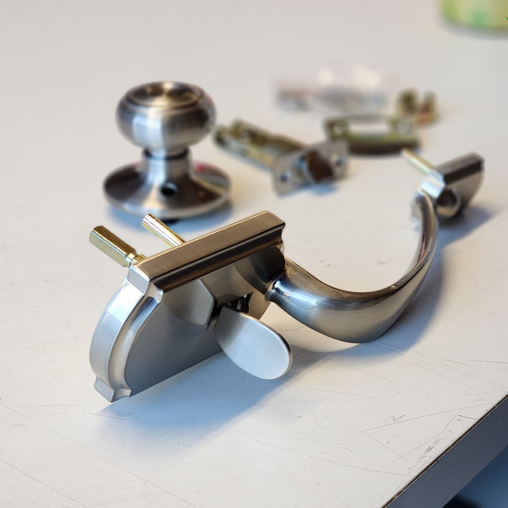 Castle Satin Nickel Entrance Door Handleset with Hartford Interior Knob (HWX2G3) Castle Satin Nickel Entrance Door Handleset with Hartford Interior Knob (HWX2G3)